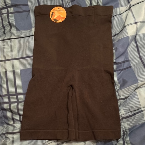 Shapermint Essentials black shaper shorts XS/S - Picture 1 of 5